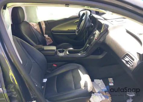 2015 Chevrolet Volt z USA, uszkodzony, nr VIN 1G1RD6E48FU128331